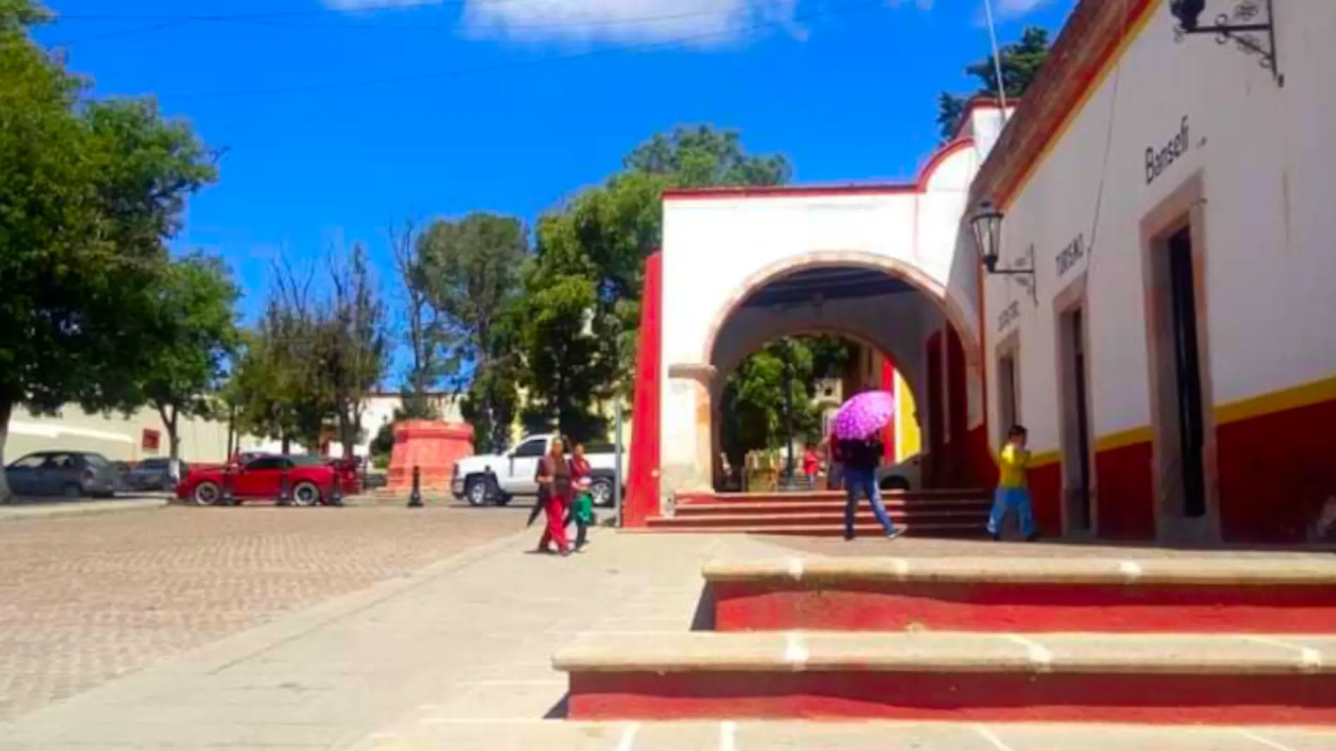 Portales en la cabecera municpal de Pinos, Zacatecas